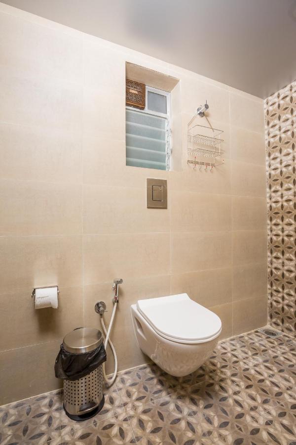 Nap Manor Hostels Mumbai Bagian luar foto